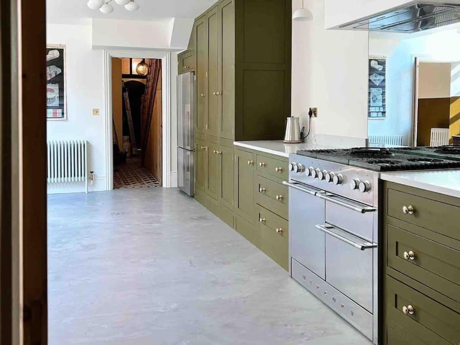 Luxury City Centre Townhouse - Sleeps 6 Честер Екстер'єр фото