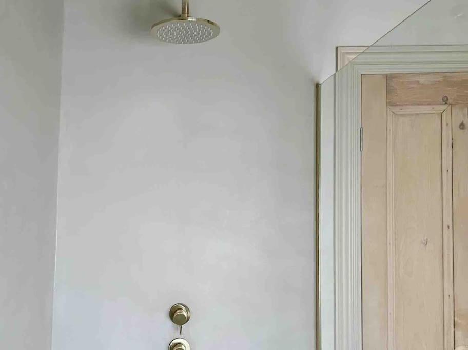 Luxury City Centre Townhouse - Sleeps 6 Честер Екстер'єр фото