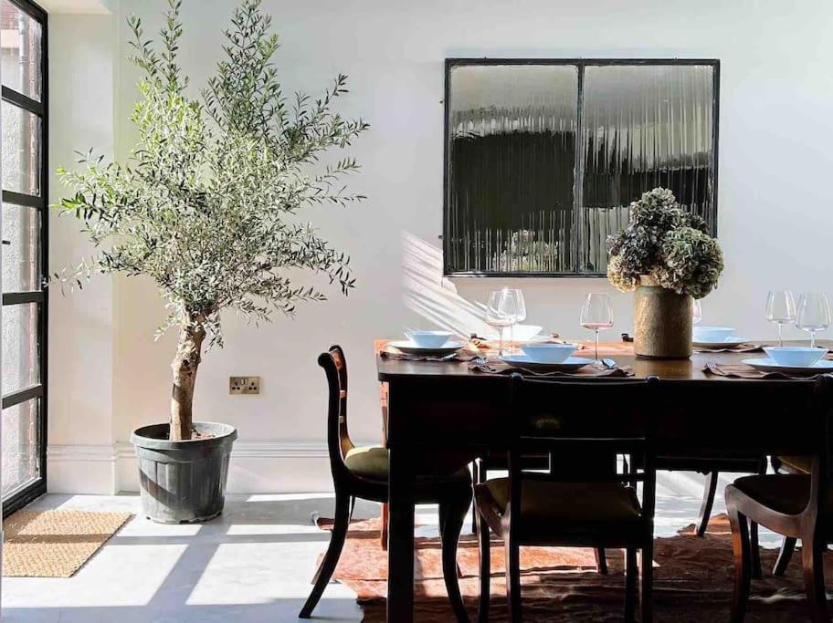 Luxury City Centre Townhouse - Sleeps 6 Честер Екстер'єр фото